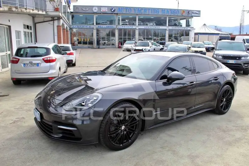 2017 Porsche Panamera