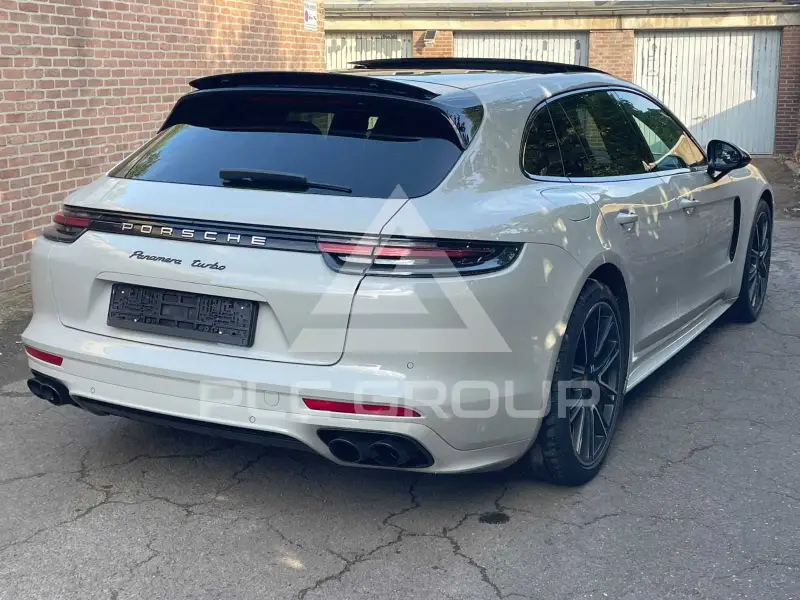 2017 Porsche Panamera