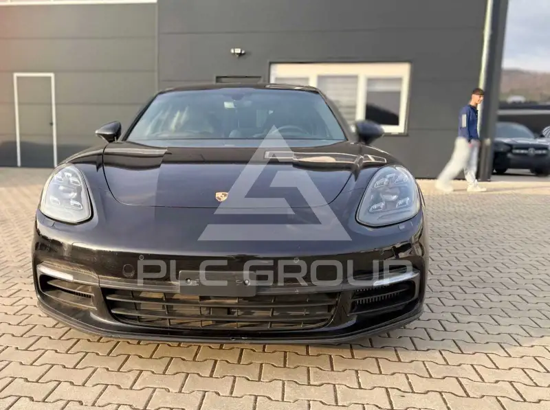 2017 Porsche Panamera