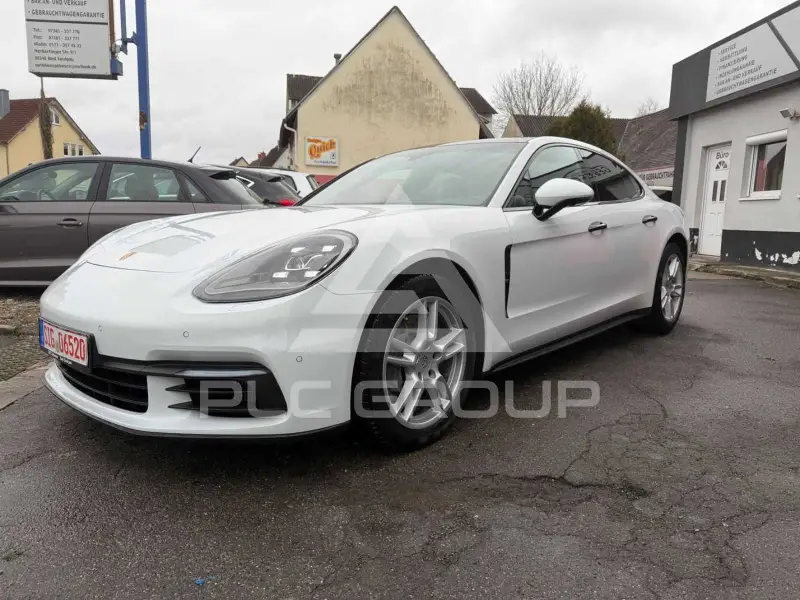 2017 Porsche Panamera