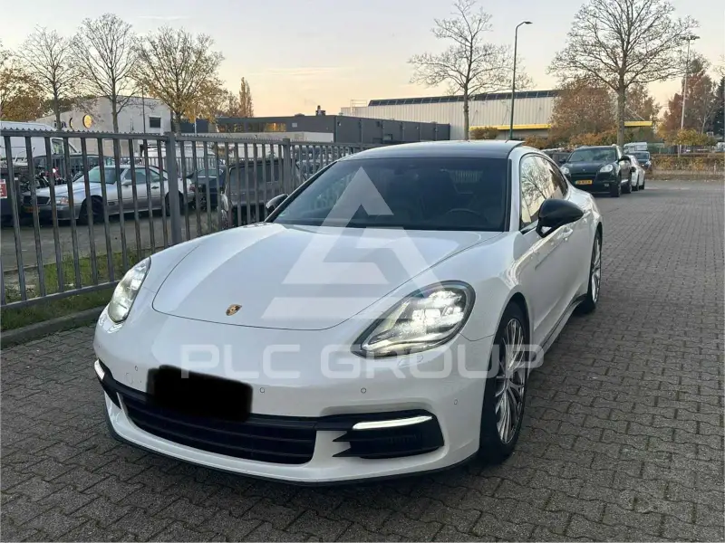 2017 Porsche Panamera