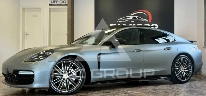2017 Porsche Panamera