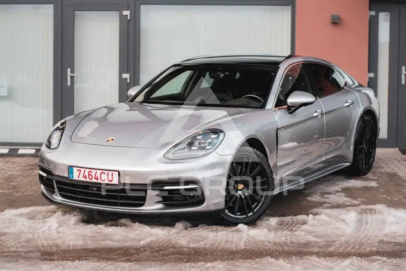 2017 Porsche Panamera