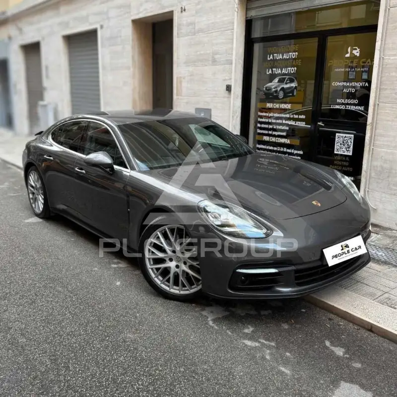 2017 Porsche Panamera
