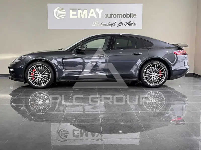 2017 Porsche Panamera