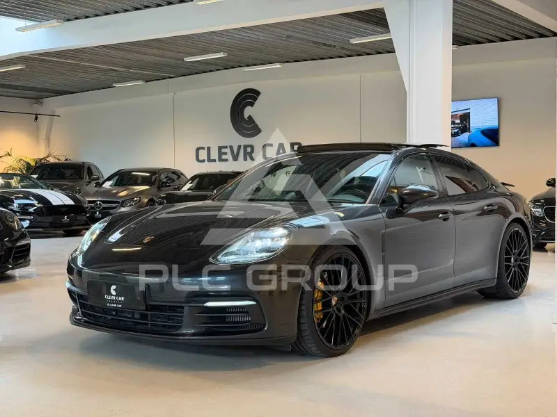 2017 Porsche Panamera