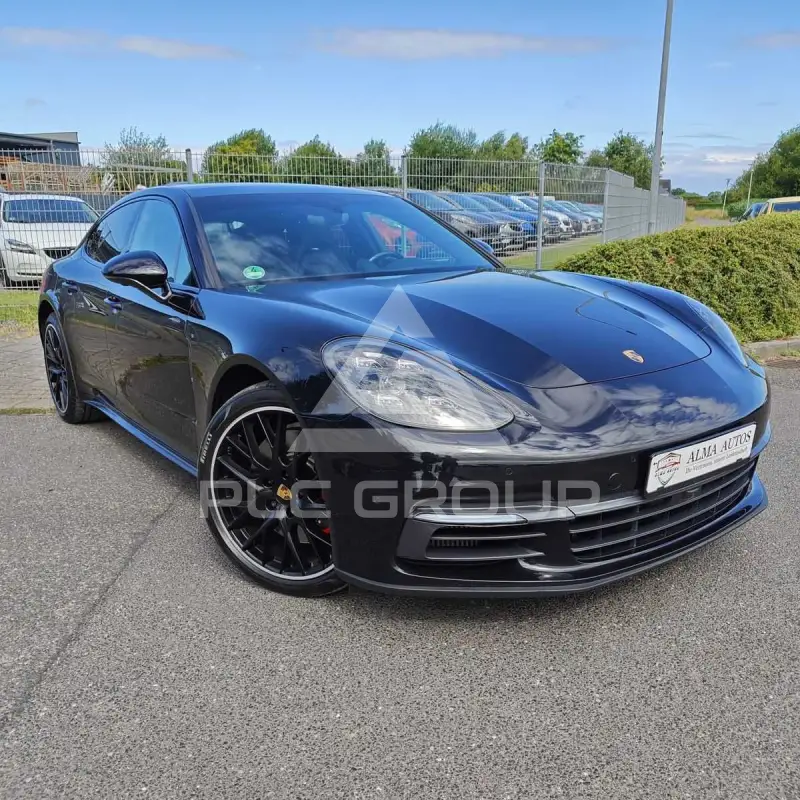 2017 Porsche Panamera