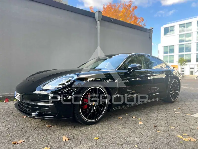2017 Porsche Panamera
