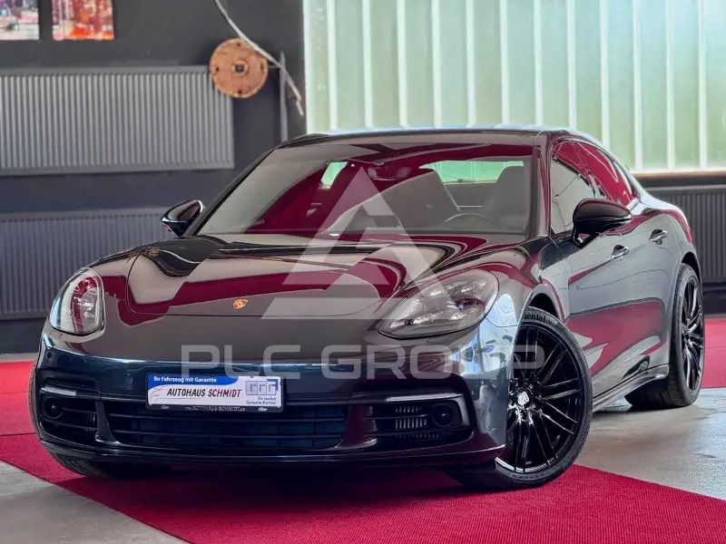 2017 Porsche Panamera