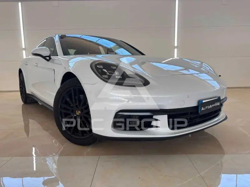 2017 Porsche Panamera