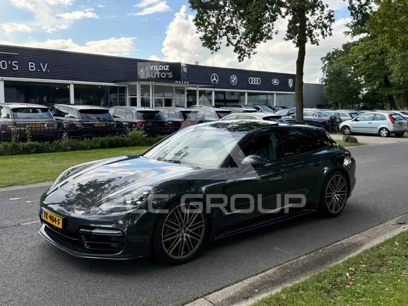 2017 Porsche Panamera
