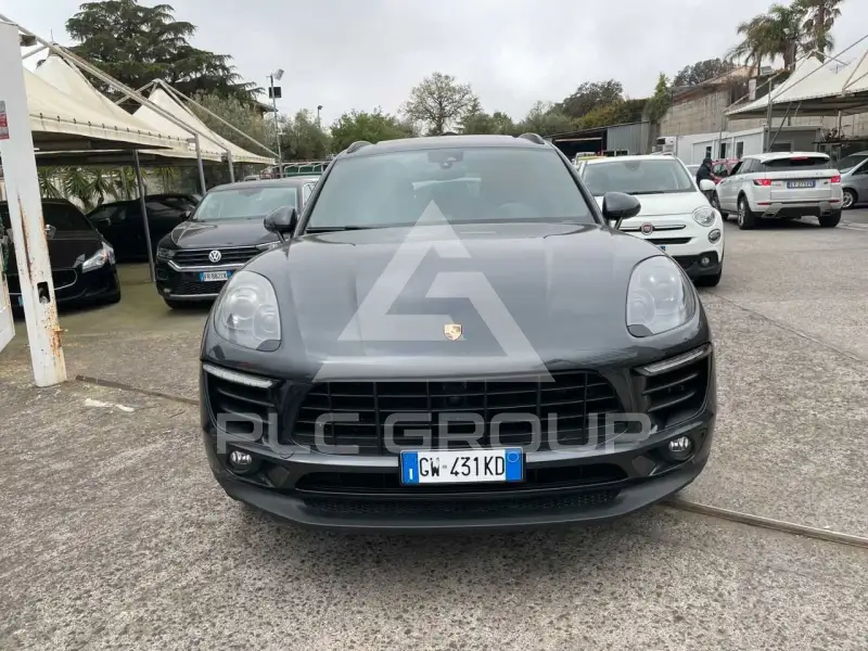 2017 Porsche MACAN