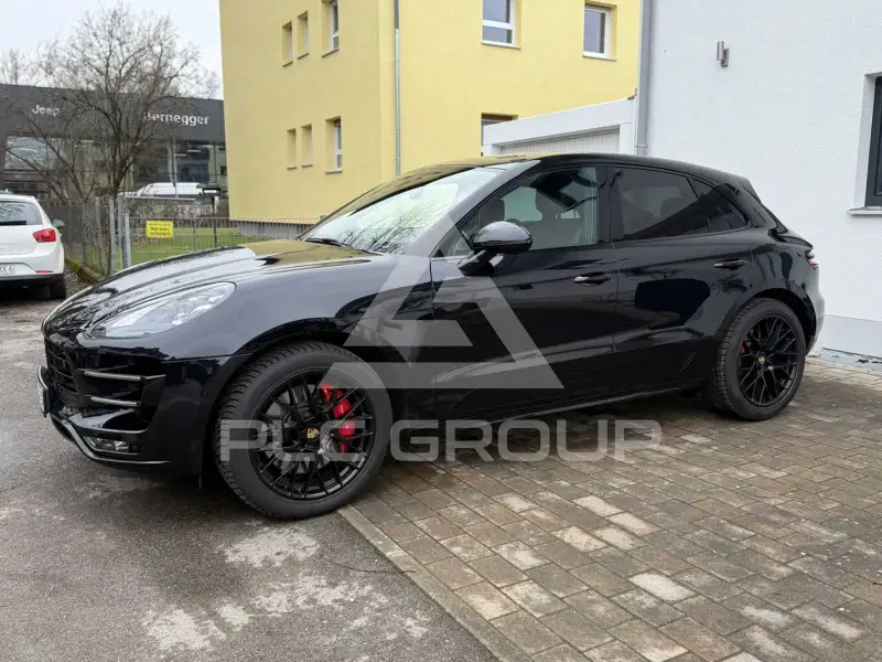 2017 Porsche MACAN
