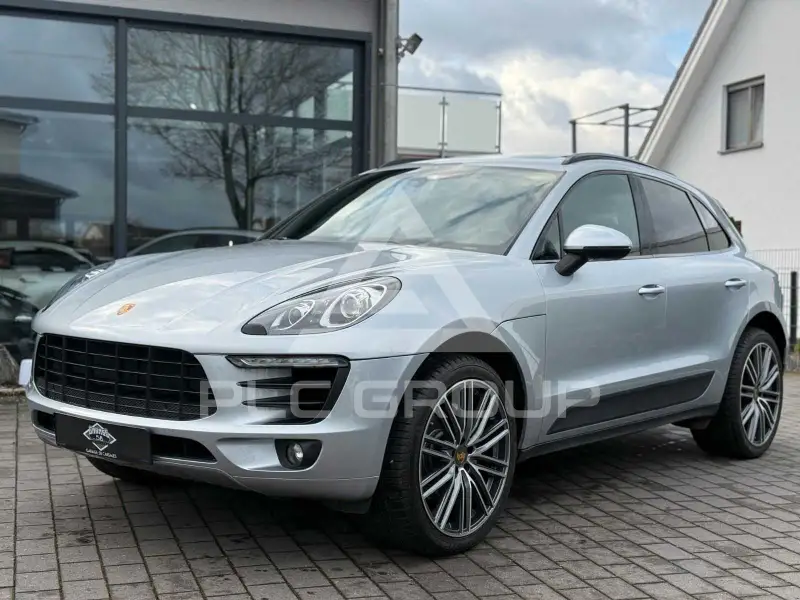 2017 Porsche MACAN