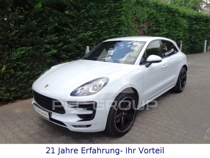 2017 Porsche MACAN