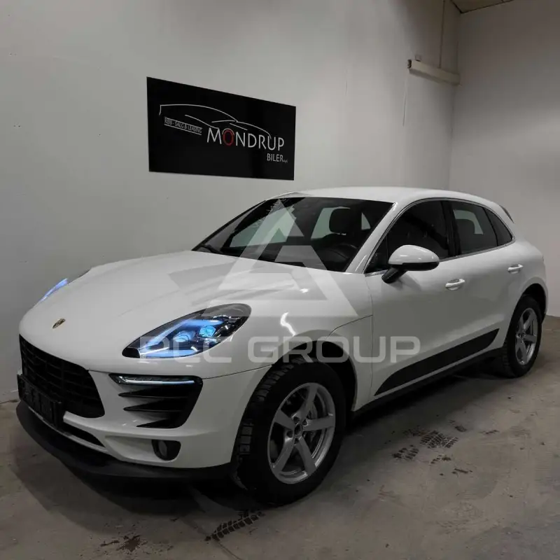 2017 Porsche MACAN