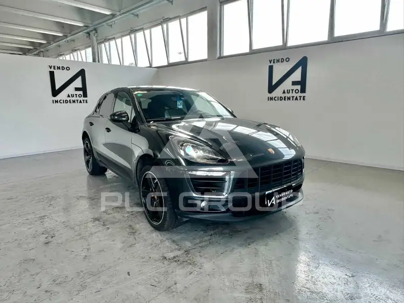 2017 Porsche MACAN