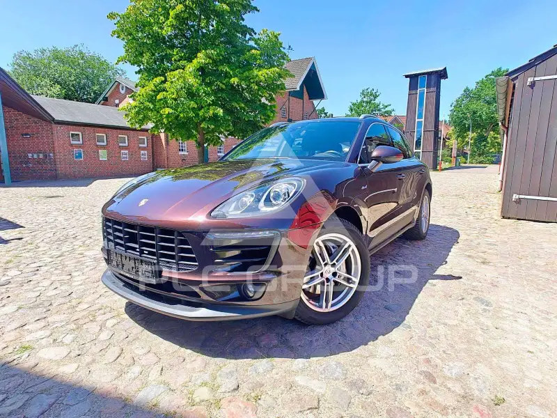 2017 Porsche MACAN
