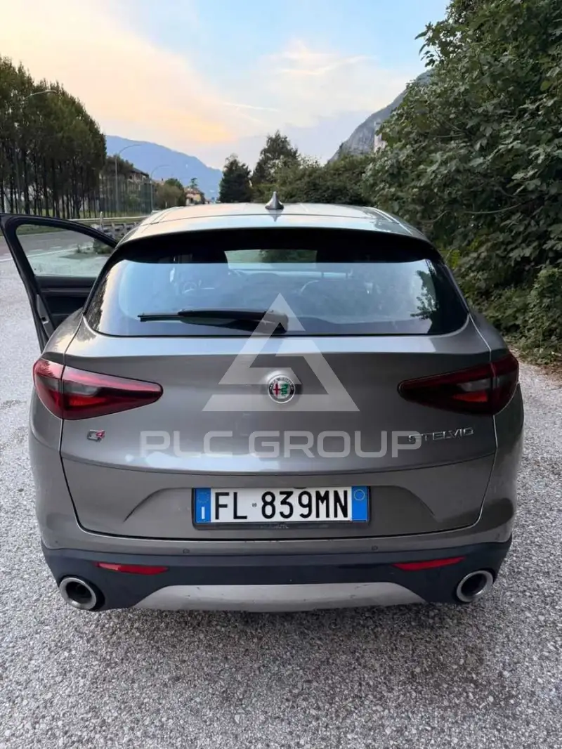 2017 Alfa Romeo Stelvio