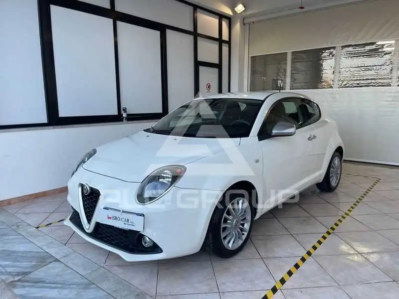 2017 Alfa Romeo Mito