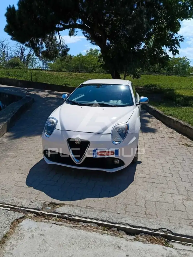 2017 Alfa Romeo Mito
