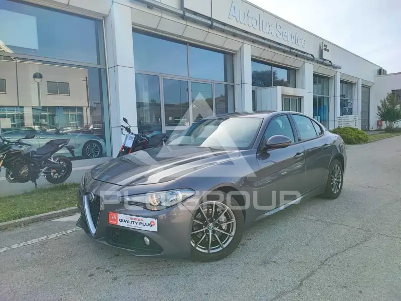 2017 Alfa Romeo Giulia