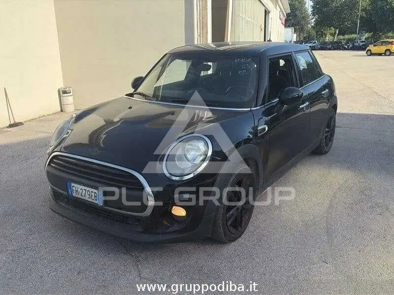 2017 Mini COOPER