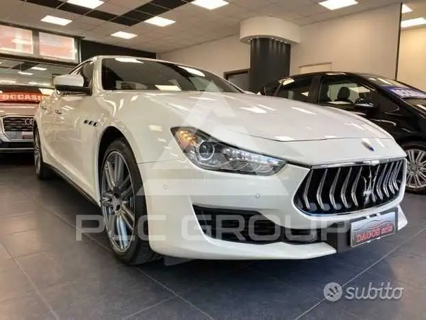 2017 Maserati GHIBLI