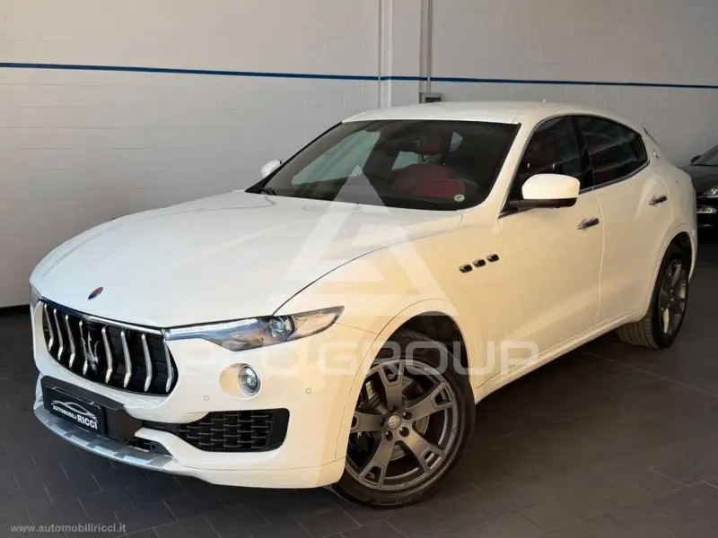 2017 Maserati LEVANTE