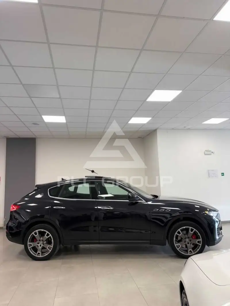 2017 Maserati LEVANTE