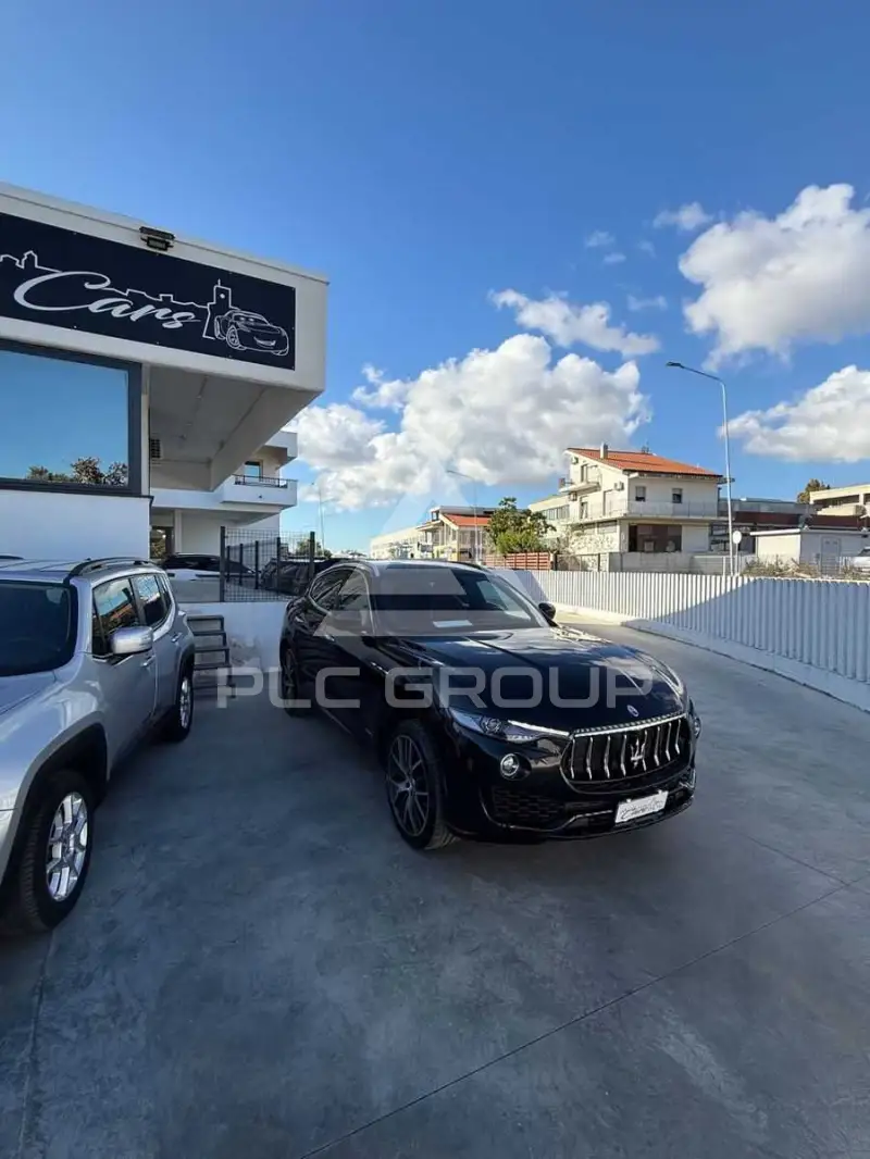 2017 Maserati LEVANTE