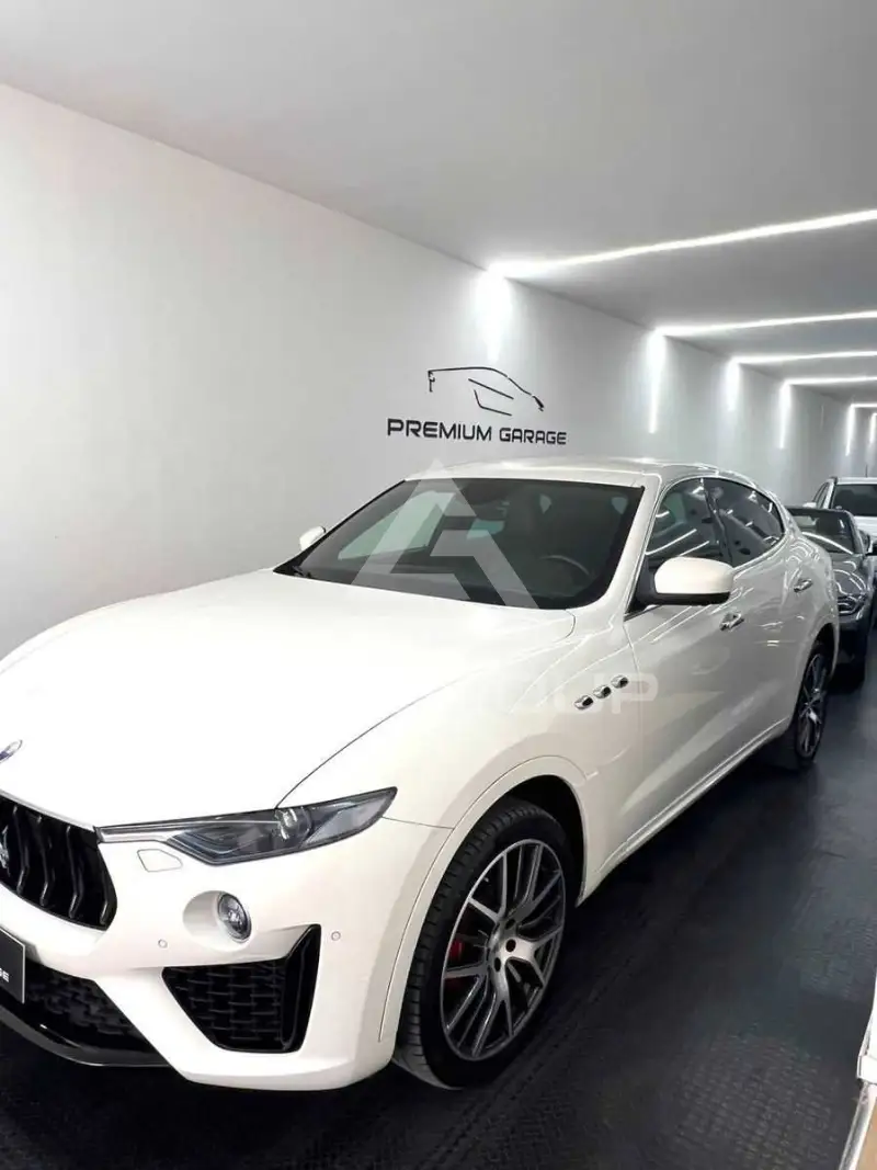 2017 Maserati LEVANTE