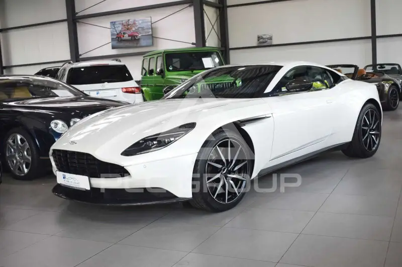 2017 Aston Martin DB11