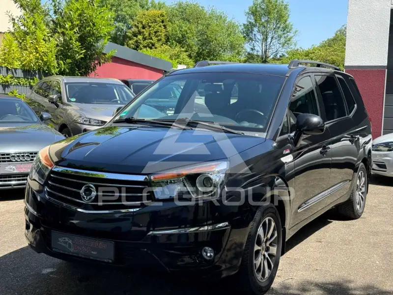 2017 Ssangyong Rodius