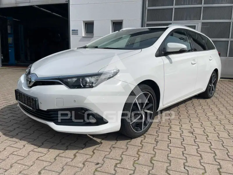 2017 Toyota AURIS