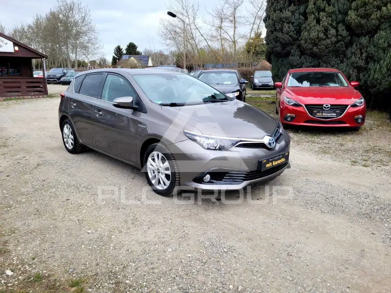 2017 Toyota AURIS
