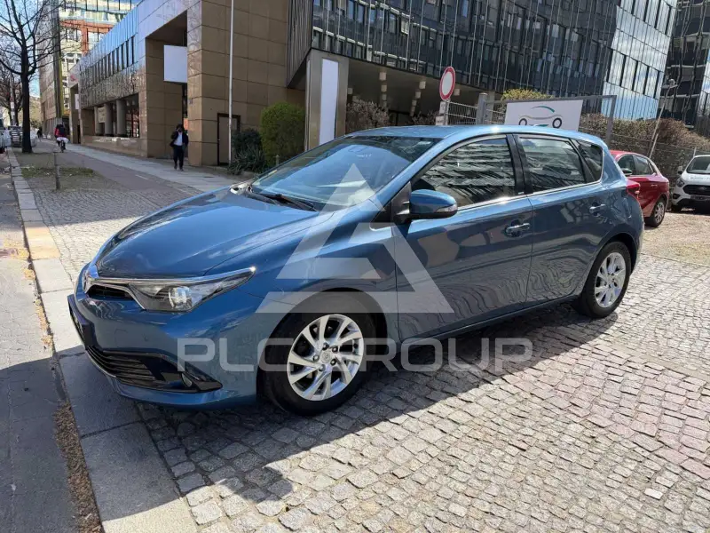 2017 Toyota AURIS