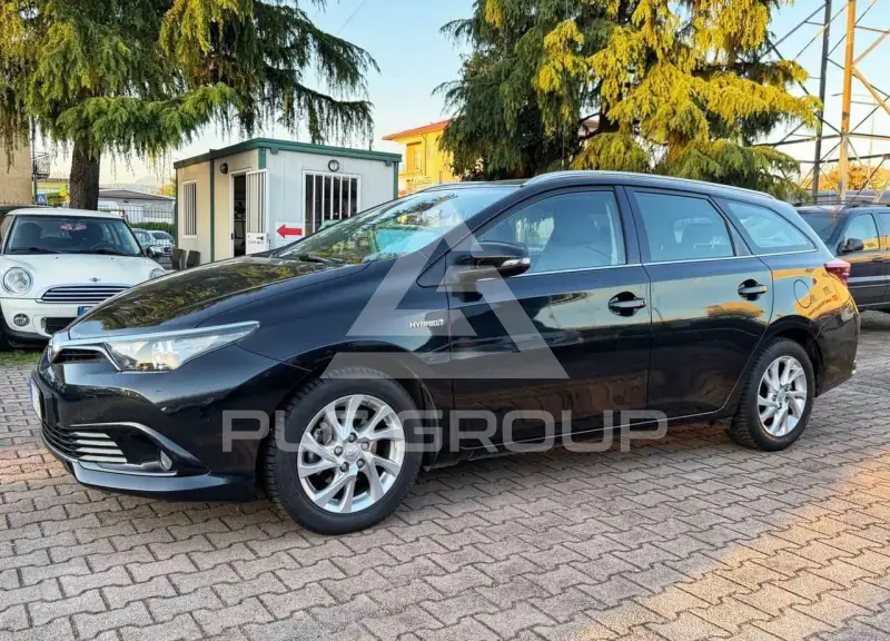2017 Toyota AURIS