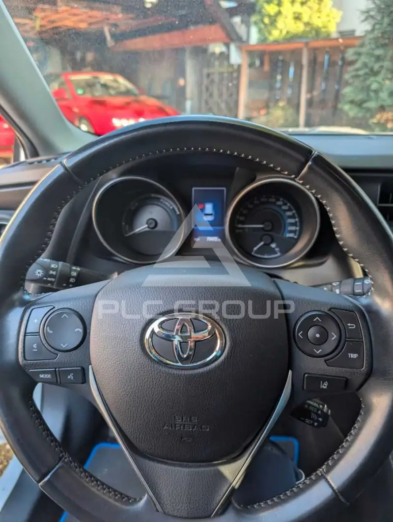 2017 Toyota AURIS