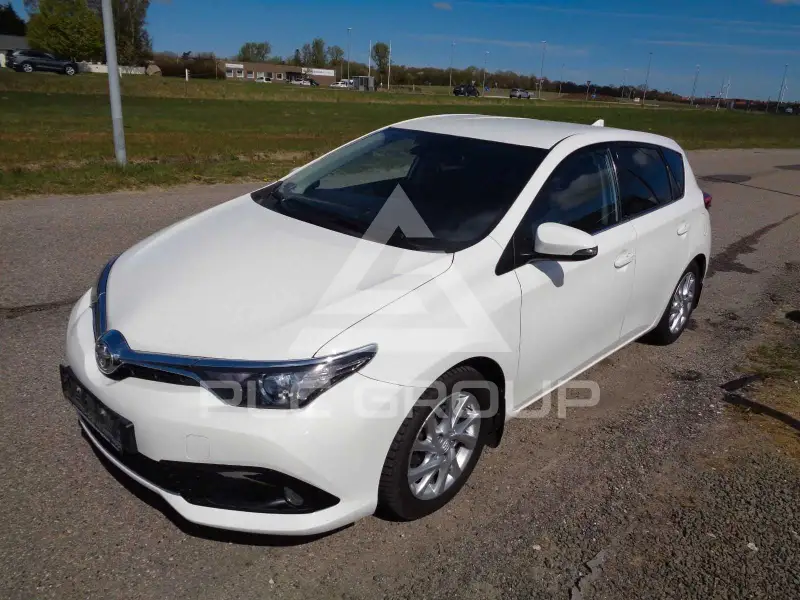 2017 Toyota AURIS