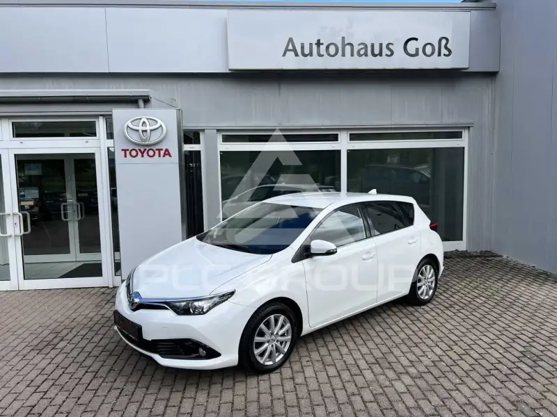 2017 Toyota AURIS