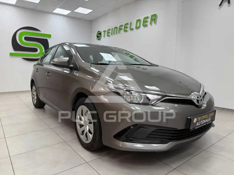 2017 Toyota AURIS