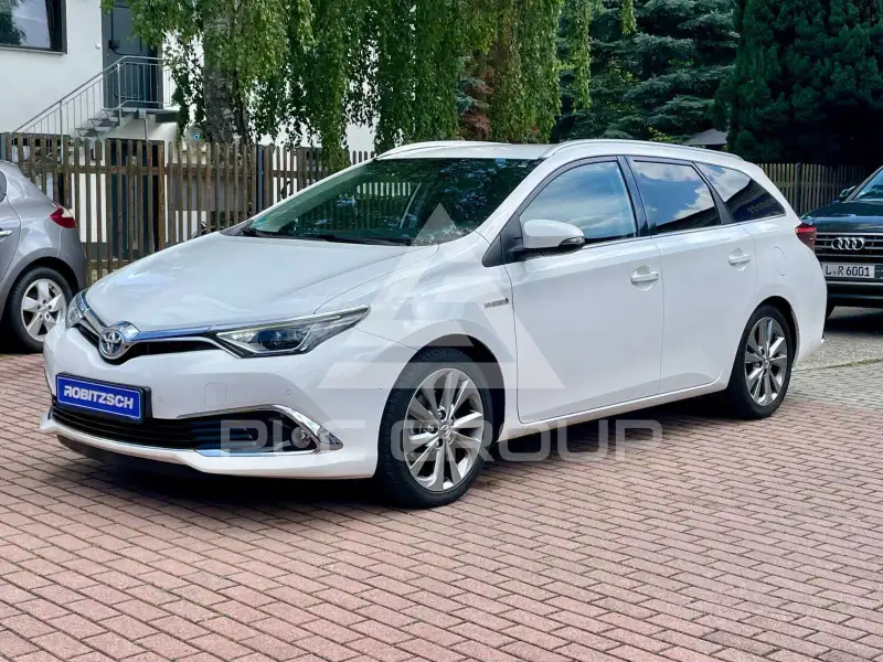2017 Toyota AURIS