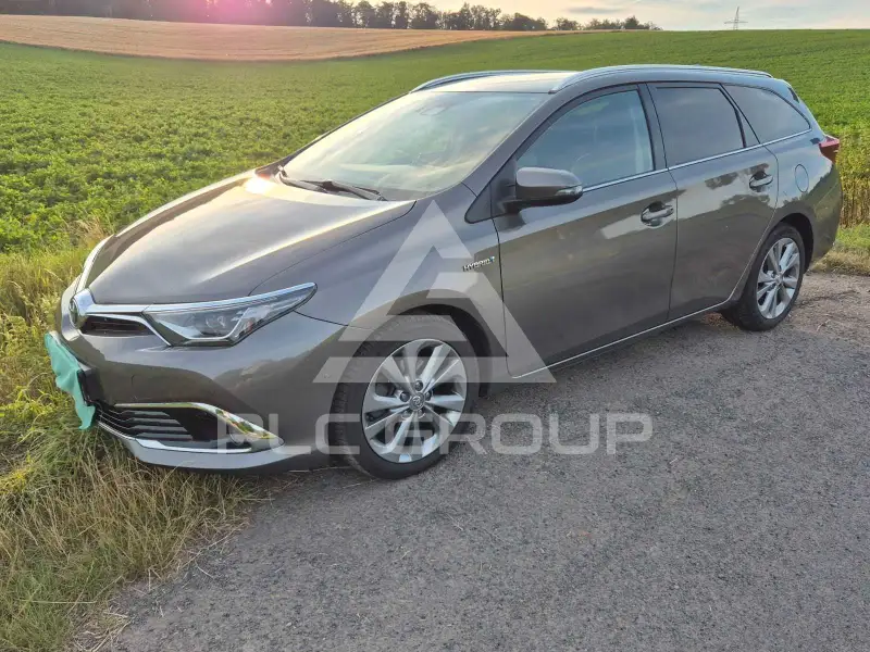 2017 Toyota AURIS