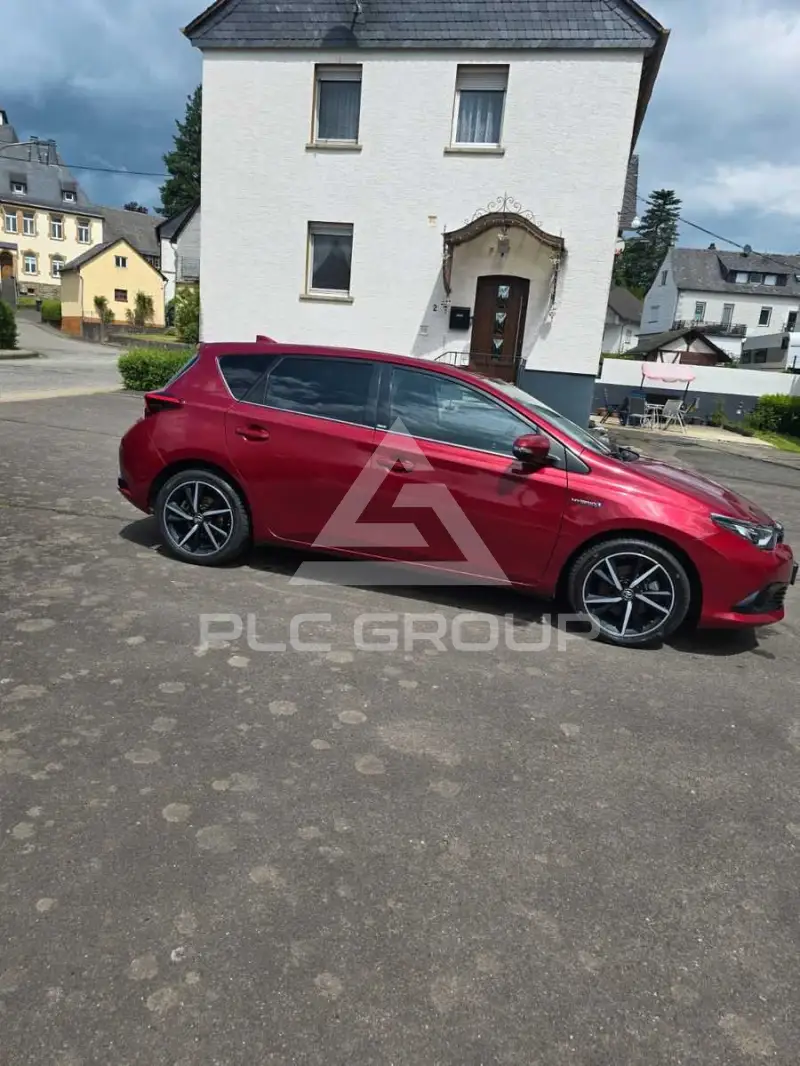 2017 Toyota AURIS