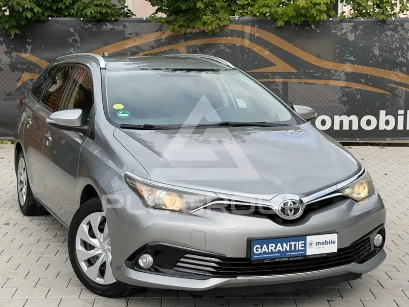 2017 Toyota AURIS