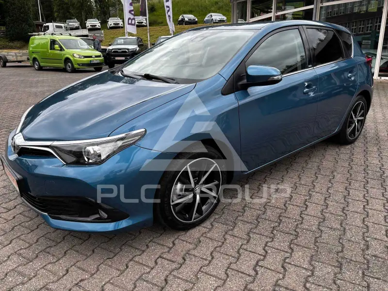 2017 Toyota AURIS