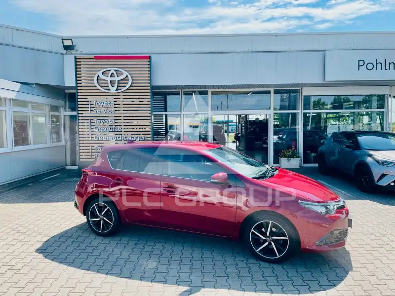 2017 Toyota AURIS