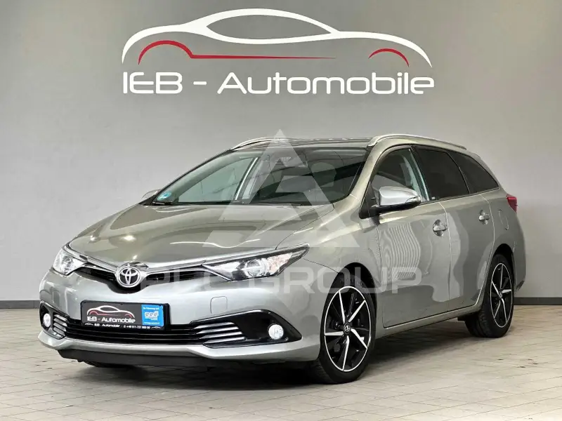 2017 Toyota AURIS
