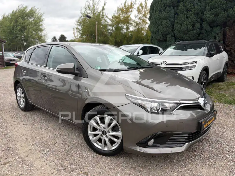 2017 Toyota AURIS